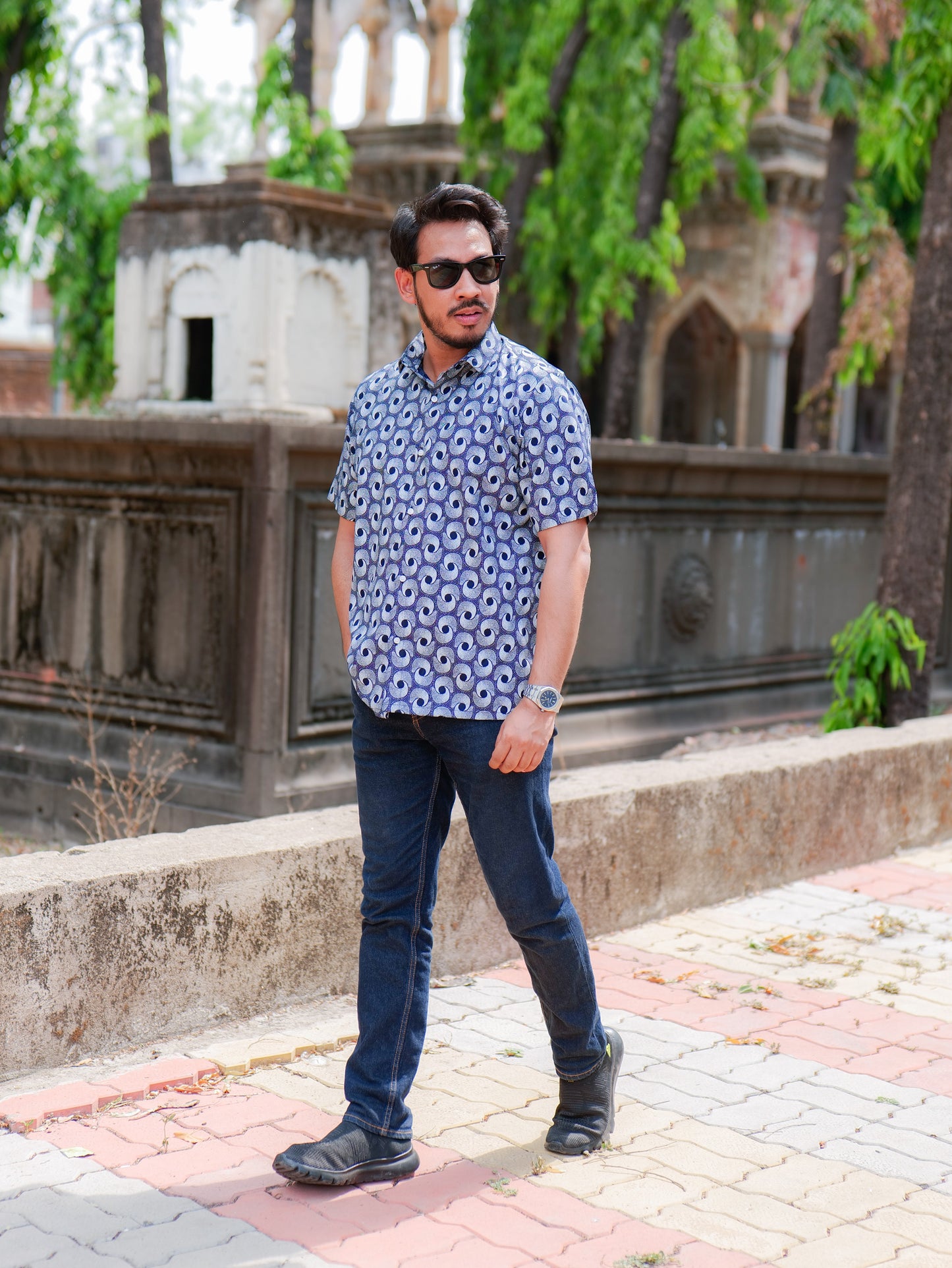 NAVY BLUE MOROCCAN